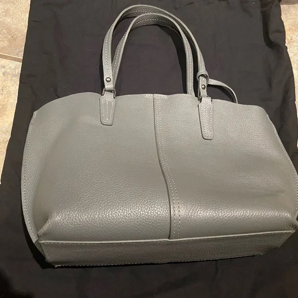 Botkier light grey pebbled leather satchel with crossbody strap - Picture 4 of 4